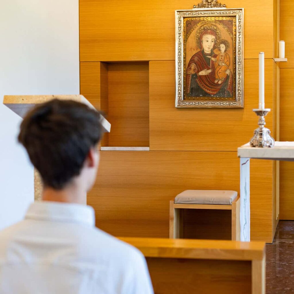 Ruhiger Studierraum zum konzentrierten Lernen